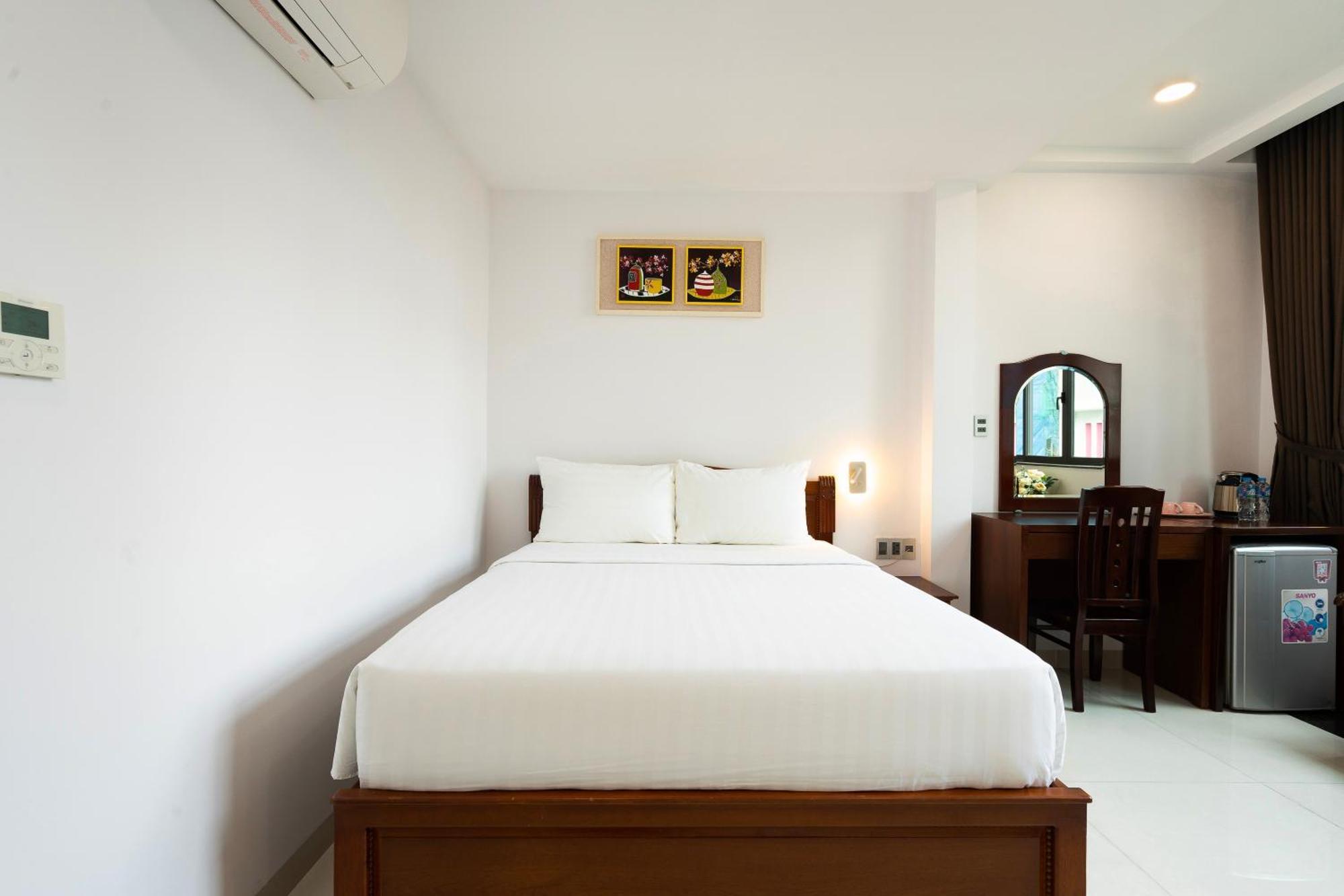 Hoang Luxury Hotel Dist 1 Ho Chi Minh ภายนอก รูปภาพ