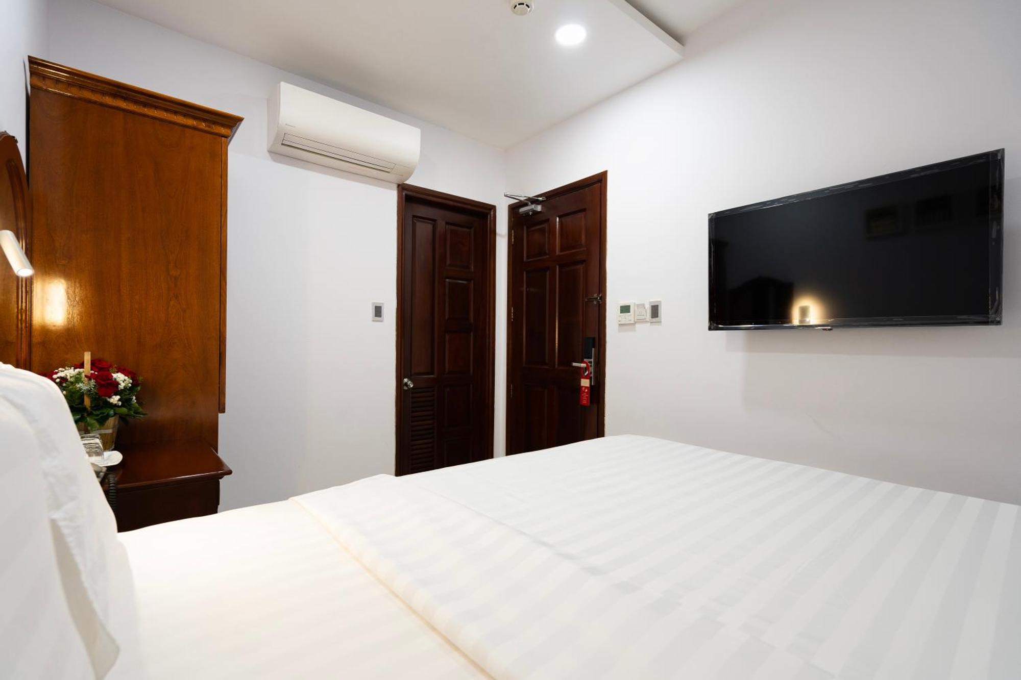 Hoang Luxury Hotel Dist 1 Ho Chi Minh ภายนอก รูปภาพ