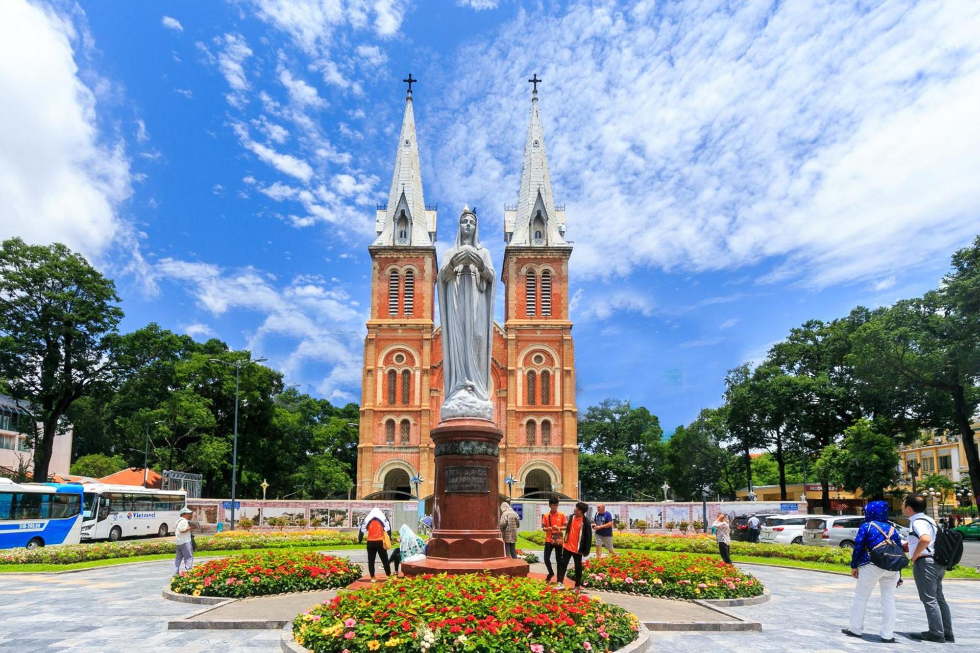 Hoang Luxury Hotel Dist 1 Ho Chi Minh ภายนอก รูปภาพ